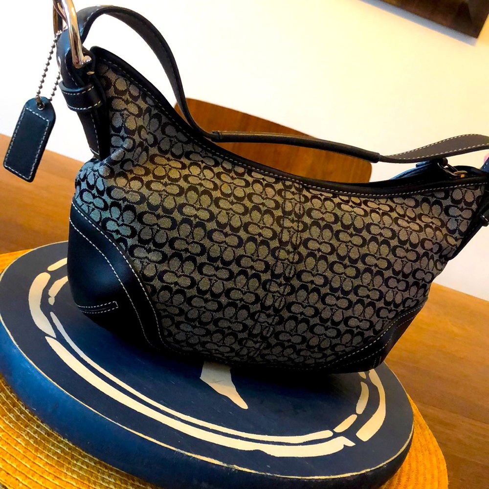 Coach signature